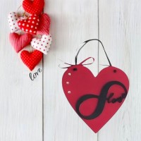 Κρεμαστή Ξύλινη Καρδιά, Άπειρο