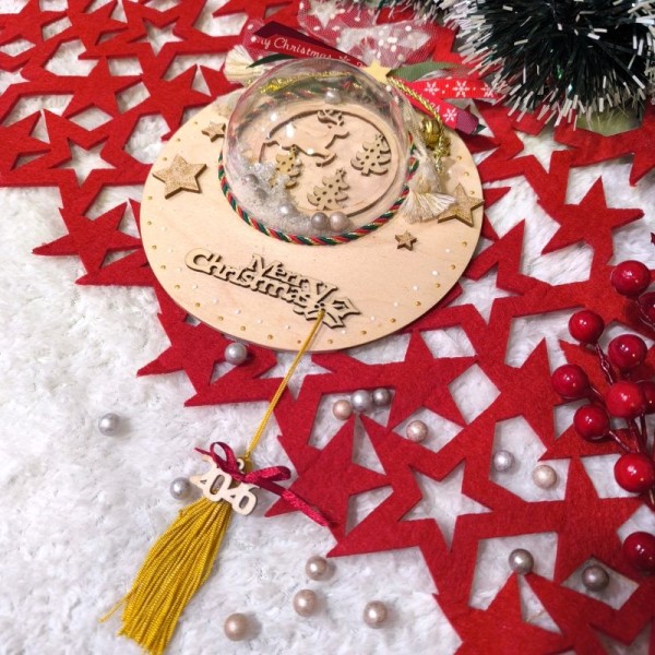 Κρεμαστό Γούρι με χιονόμπαλα και Tάρανδο Natural