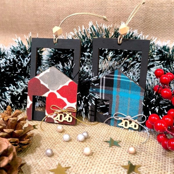 Κρεμαστό Γούρι Ξύλινο Σπιτάκι