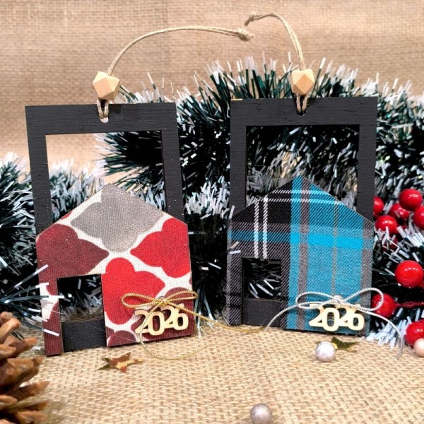 Κρεμαστό Γούρι Ξύλινο Σπιτάκι