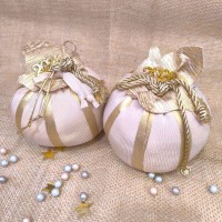 Exlusive Γούρι, Ροζ Κολοκύθα με Χρυσές Ρίγες